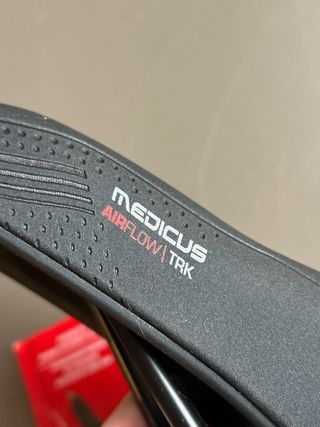 Sillín Wittkop Medicus Memory Foam Negro