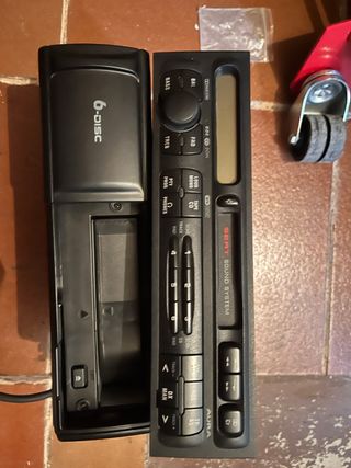 Cargador CD SEAT 6-DISC y Radio Aura