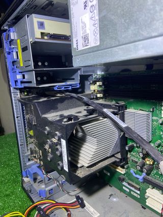 Torre PC Dell Antigua Piezas