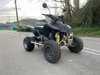 Suzuki LTZ 400 Quad