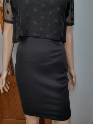 Vestido fiesta ajustado elegante negro