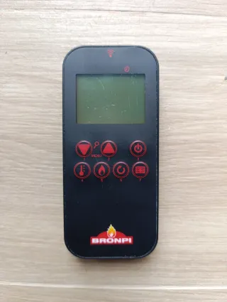 Estufa Pellets BROMPI Clara Extraplana 12 (11,3W)