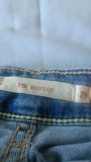Levi's 715 bootcut W29 L30
