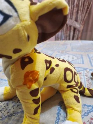 Leopardo de peluche suave