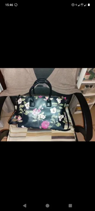 Borsetta Karl Lagerfeld pelle nera fiori