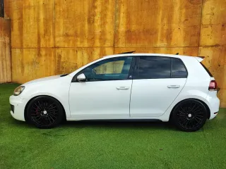 GOLF GTI 6  "EDICIÓN ADIDAS"