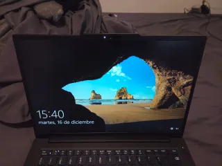 Lenovo Thinkpad P14s Gen 5 Ultra 7 165h + 32GB RAM