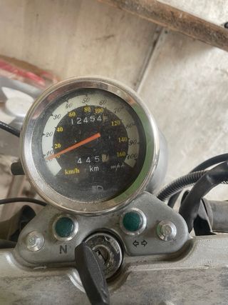 Moto Aiyumo Paraiso 125