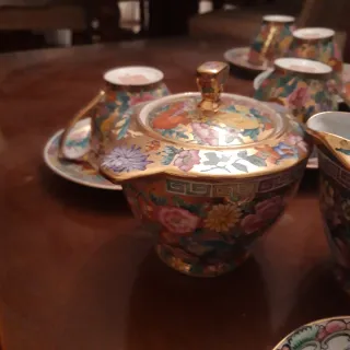 Set Tazzine Porcellana Oro Floreale