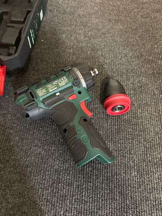 Atornillador Parkside 12V PBSA 12 E4