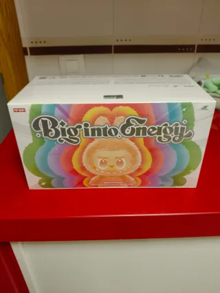 Caja 6 Labubus Big Into Energy