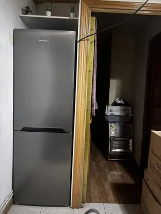 Nevera combi como nueva