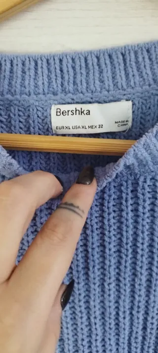 Jersey azul de punto cropped