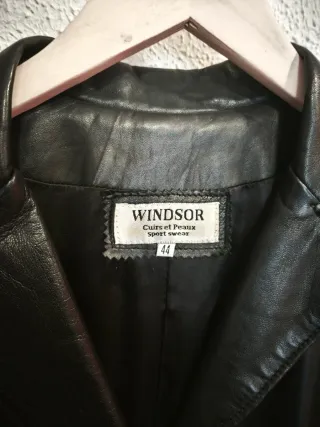 Abrigo de piel ovino 100% natural Windsor negro