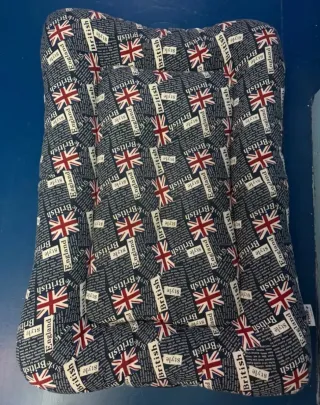 Cama para perro con diseño Union Jack