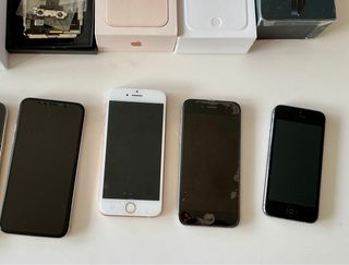 Lote 4 iPhones para piezas