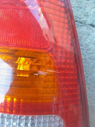 Piloto trasero der. ford focus familiar