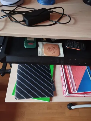 Mesa para ordenador y escritorio