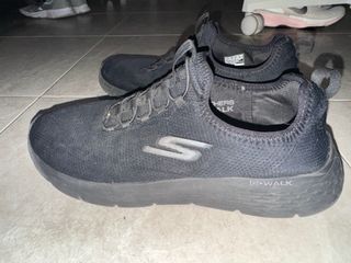 Zapatillas Skechers Go Walk Negras