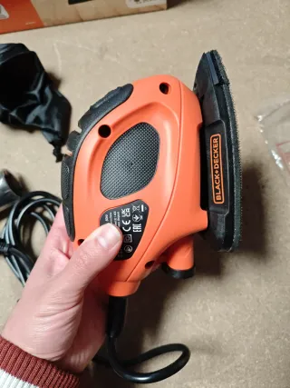 Lijadora de Detalles Black+Decker 55W