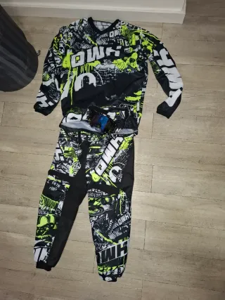 Traje Motocross OWH Talla L Nuevo