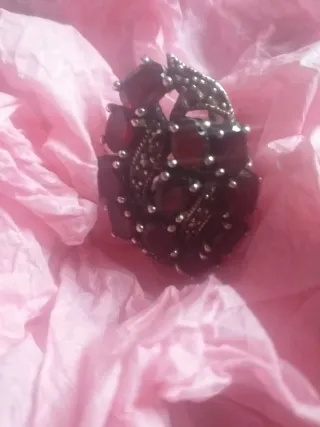 Anillo Plata y Granates Rojos