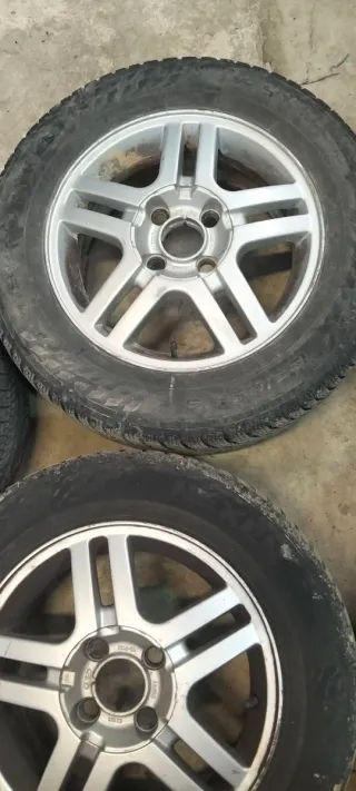 Llantas con Neumáticos invierno Ford