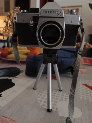 Cámara Praktica LTL Plata y Negra