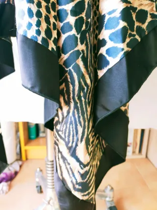 Vestido Sedoso Estampado Animal Print