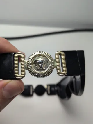 Gafas de sol Versace negras y doradas