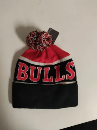 Gorro NBA Bulls Negro y Rojo