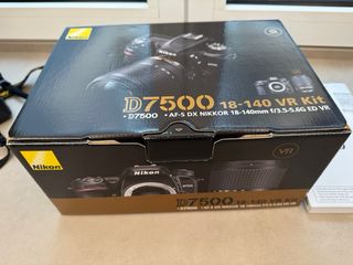 Cámara Réflex Nikon D7500