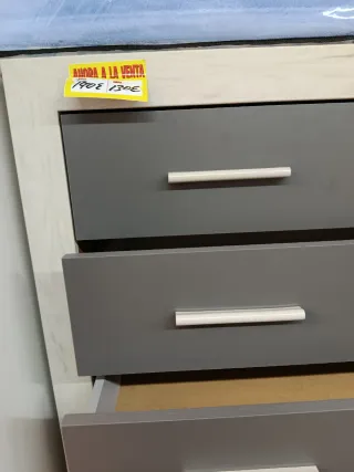 Cómoda ADP Gris y Blanca