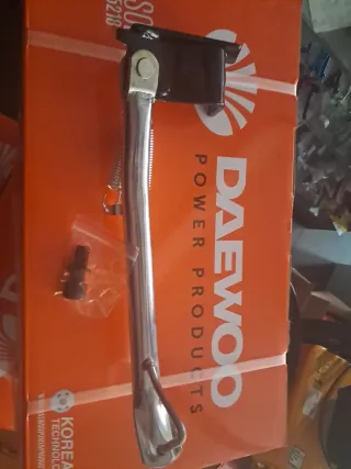 Pata lateral Yamaha Aerox reforzada