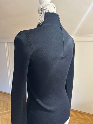 Jersey Zara Negro Escote V