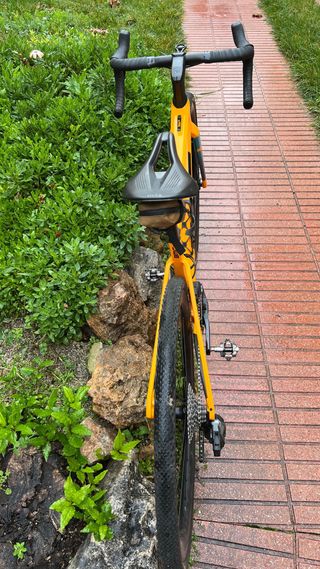 Bicicleta Gravel BMC Naranja