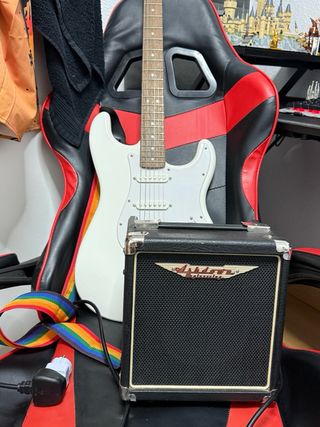 Guitarra Eléctrica Squier Blanca