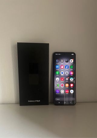Samsung Galaxy Z Flip 5 NUOVO