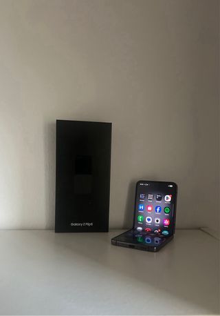 Samsung Galaxy Z Flip 5 NUOVO