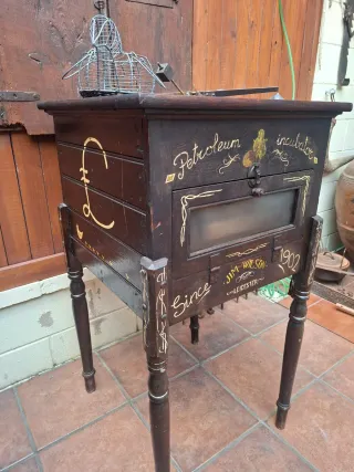 Antigua incubadora petroleo