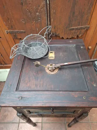 Antigua incubadora petroleo