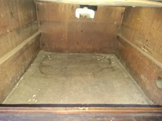 Antigua incubadora petroleo