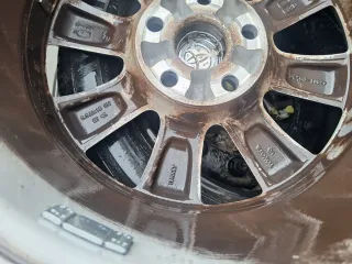 Toyota Corolla moderno - Rueda de repuesto