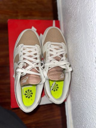 Nike Dunk Low Marrones y Blancas