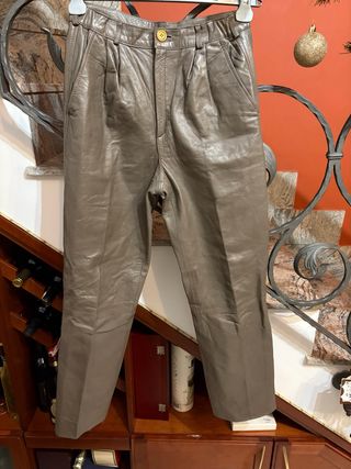 Pantaloni in vera pelle vintage marrone