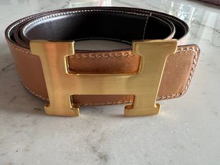 Cinturón exclusivo con hebilla intercambiable