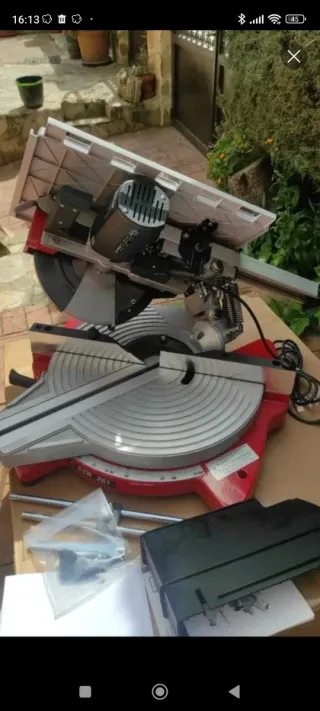 Ingletadora 1600w con mesa corredera