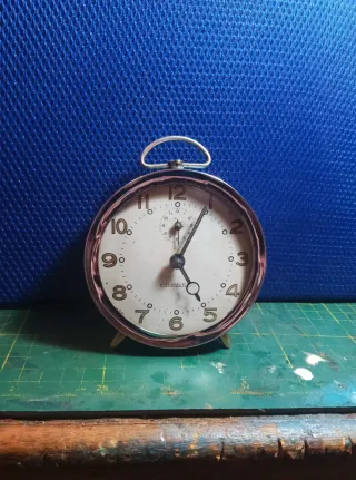 Reloj despertador Bayard antiguo