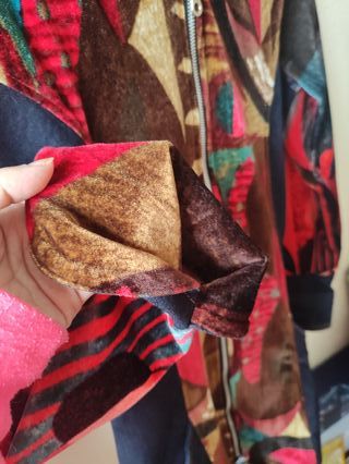 Chaqueta Jeans y Plush Diseño Independiente