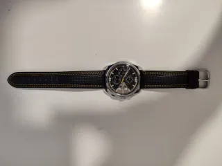 Reloj DKSY Negro y Plateado